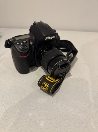 Objetivo Nikon: 28-56mm