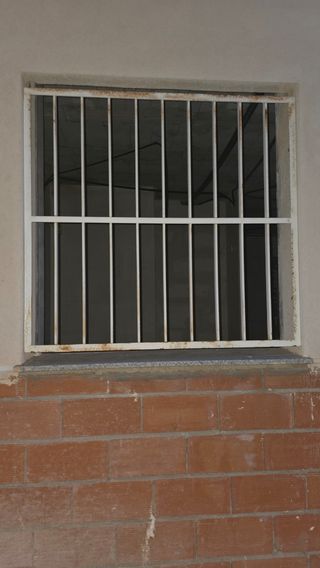 Rejas ventana y barandillas de balcon hierro