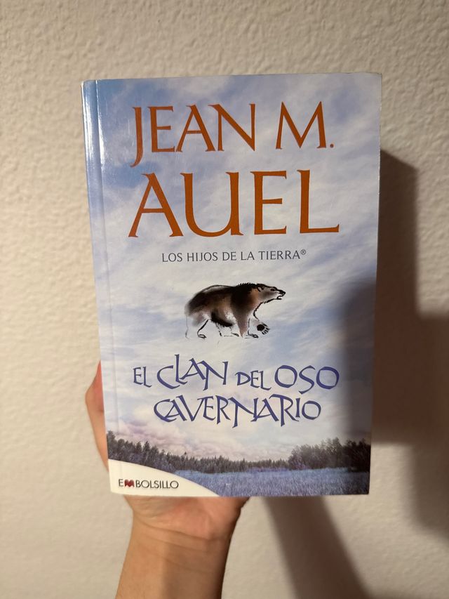 El clan del oso cavernario