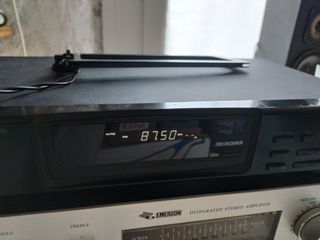 Kenwood KT-1060L: Sintonizzatore AM-FM Stereo