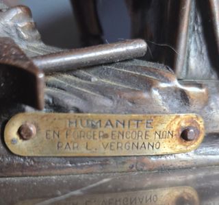 Figura bronce artesano