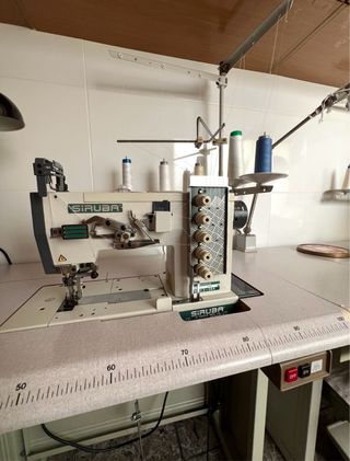 Máquina coser Siruba 2-364 industrial
