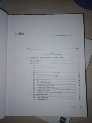 Economía de la Empresa Introducción UNED ADE