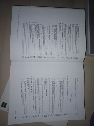 Economía de la Empresa Introducción UNED ADE