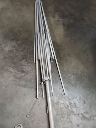 Sombrilla grande 2,5x2,5m - usada