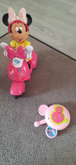 Minnie Mouse moto teledirigida