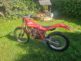 Montesa Cota 304 trial