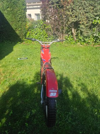 Montesa Cota 304 trial