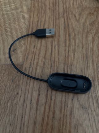 20 Pulseras Xiaomi Mi Band 4/3 y cargador.