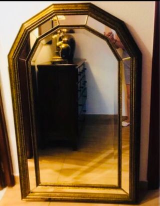 Espejo dorado de madera