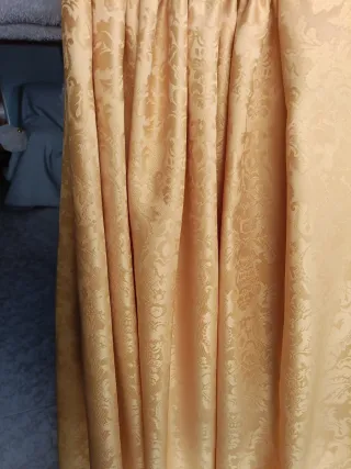 Falda huertana amarilla damasco