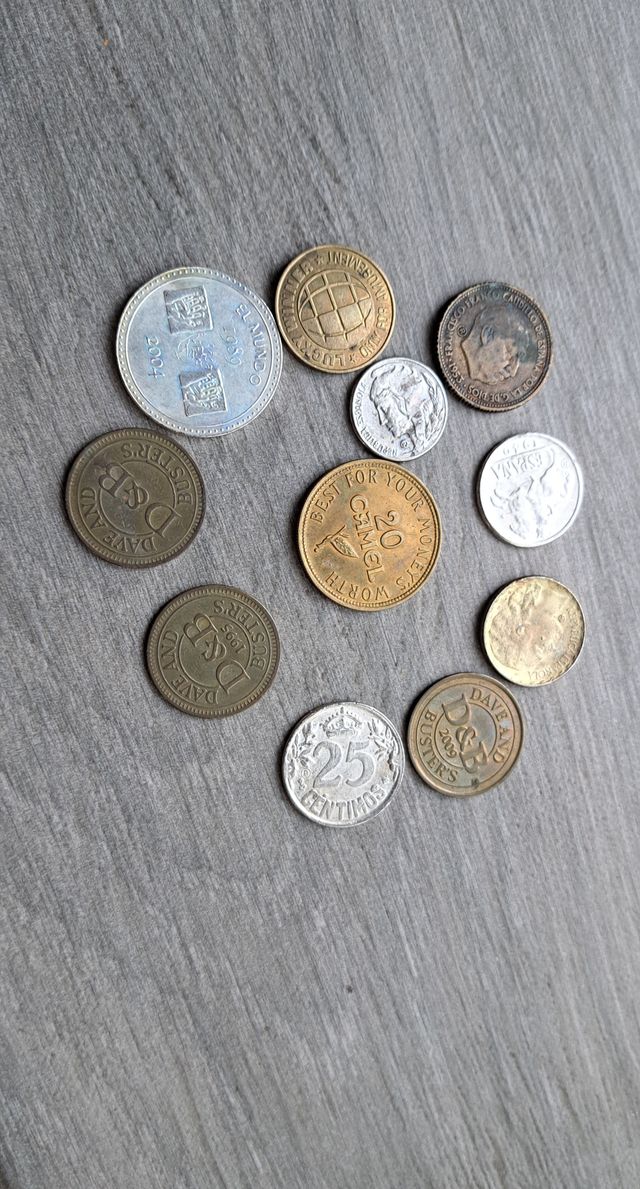 Monedas, Fichas de Juego y Tokens Interesantes