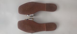 Sandalias Zara blancas y marrones - 37