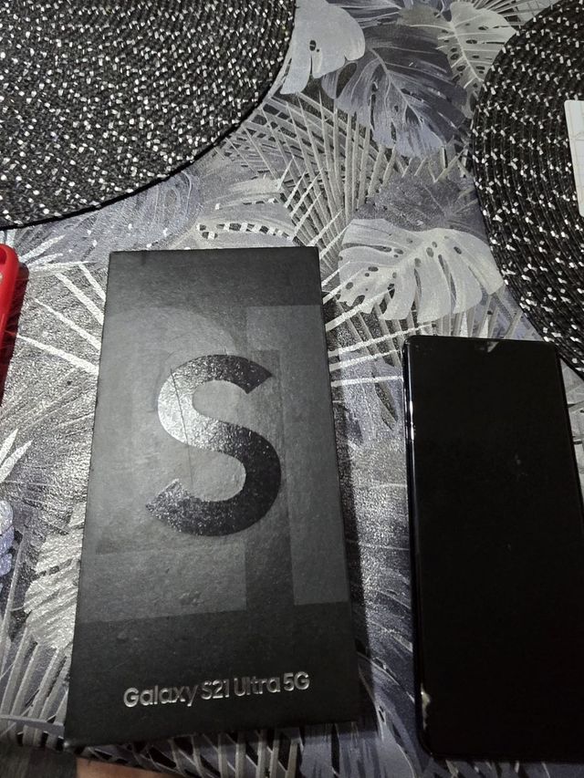 Samsung Galaxy S21 Ultra - Negro.256gb rom. 12 ram