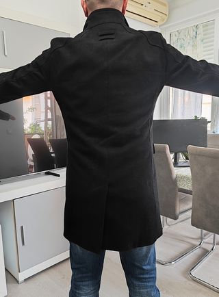 Chaqueta para hombre moderna y elegante