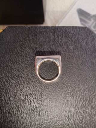 Anillo Karl Lagerfeld Original Plateado.