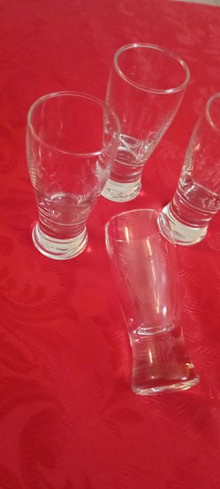 4 bicchierini da liquore trasparenti