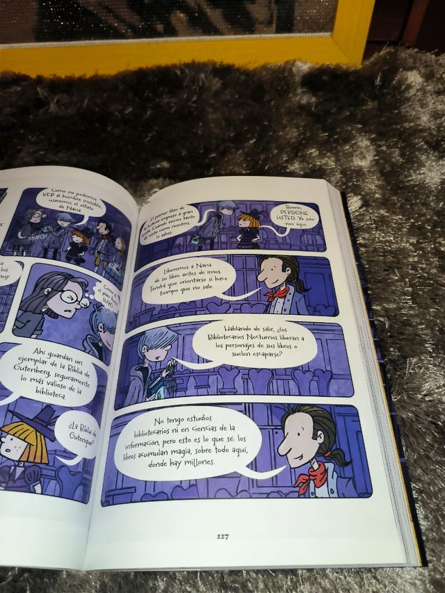 La bibliotecaria nocturna nº 01