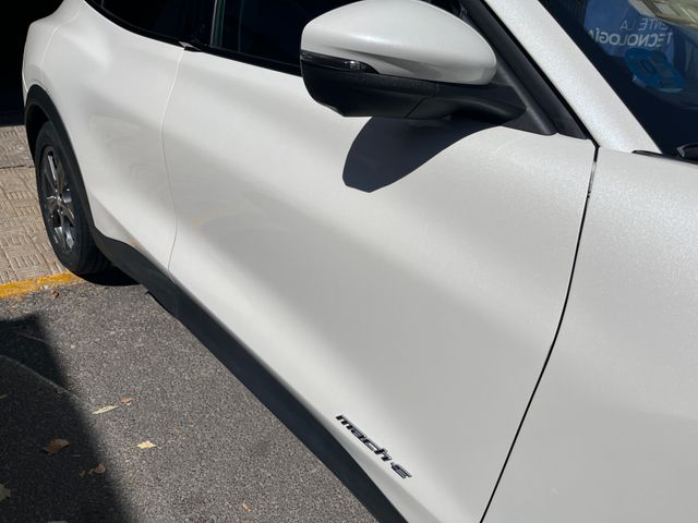 Ford Mustang Mach-E 2022