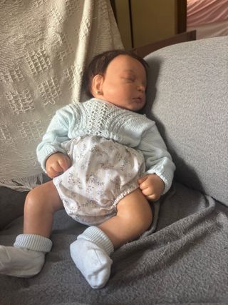 Muñeca reborn bebé realista