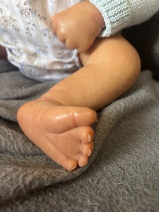 Muñeca reborn bebé realista