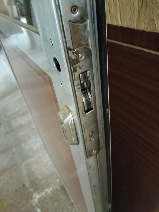 Puerta oficina cristal - cierre