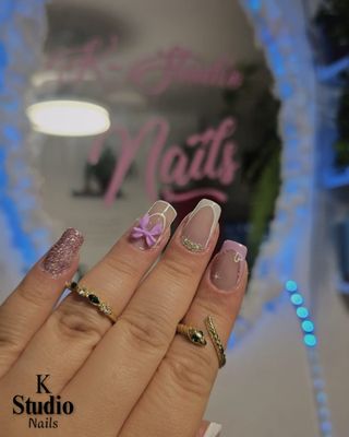  MANICURA & PEDICURA PROFESIONAL 
