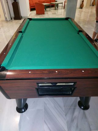 Billar SAM 7 pies en pleno funcionamiento.