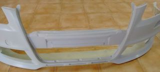 039-DEFENSA DELANTERA AUDI A4 B7 LOOK RS4