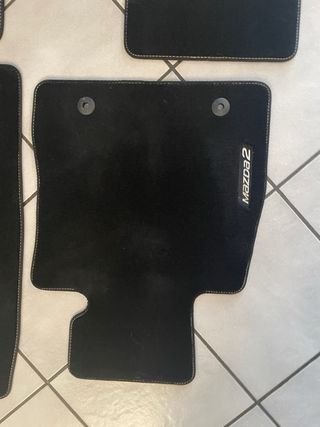 Tappetini Mazda 2 set completo