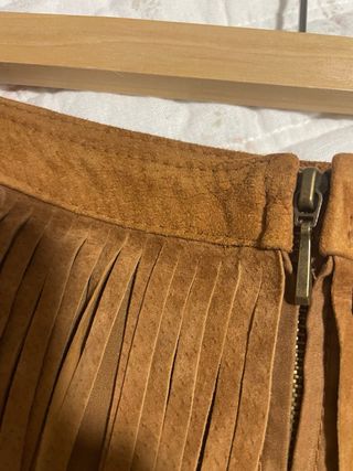 Falda marrón flecos piel autentica