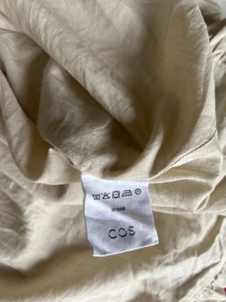 Blusa COS beige - Talla única