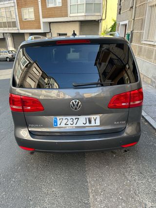 Volkswagen Touran 2014 Dsg sport