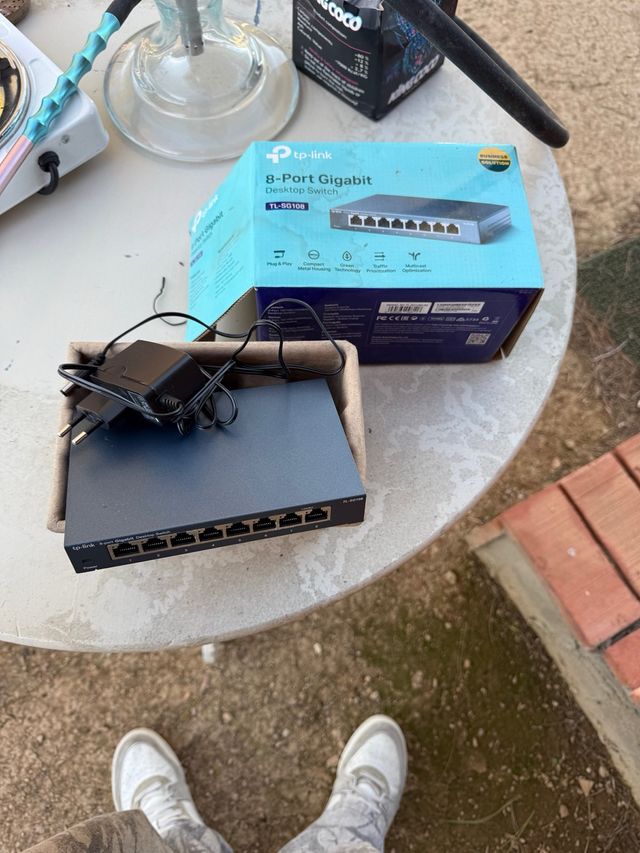 Switch TP-Link 8 puertos Gigabit