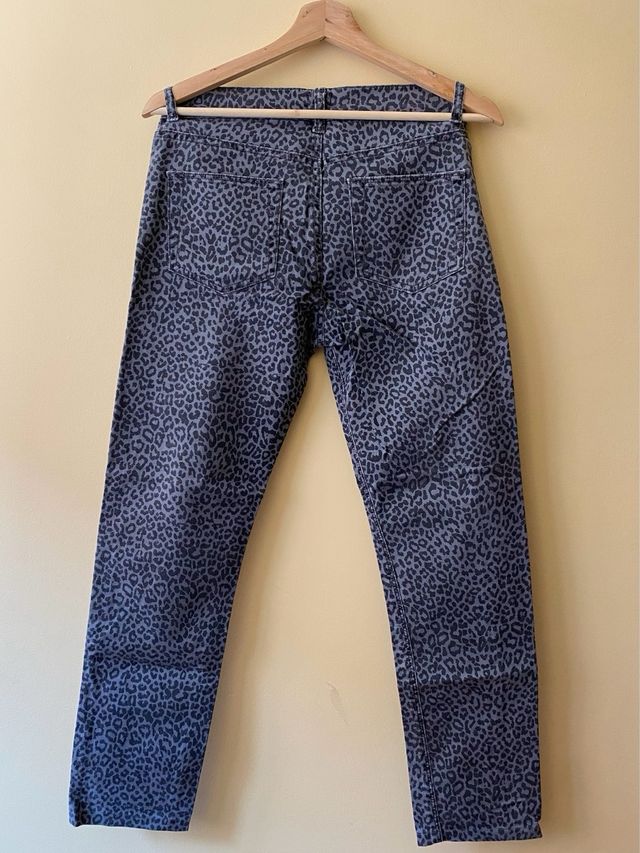Pantalones ASOS grises leopardo - Talla M