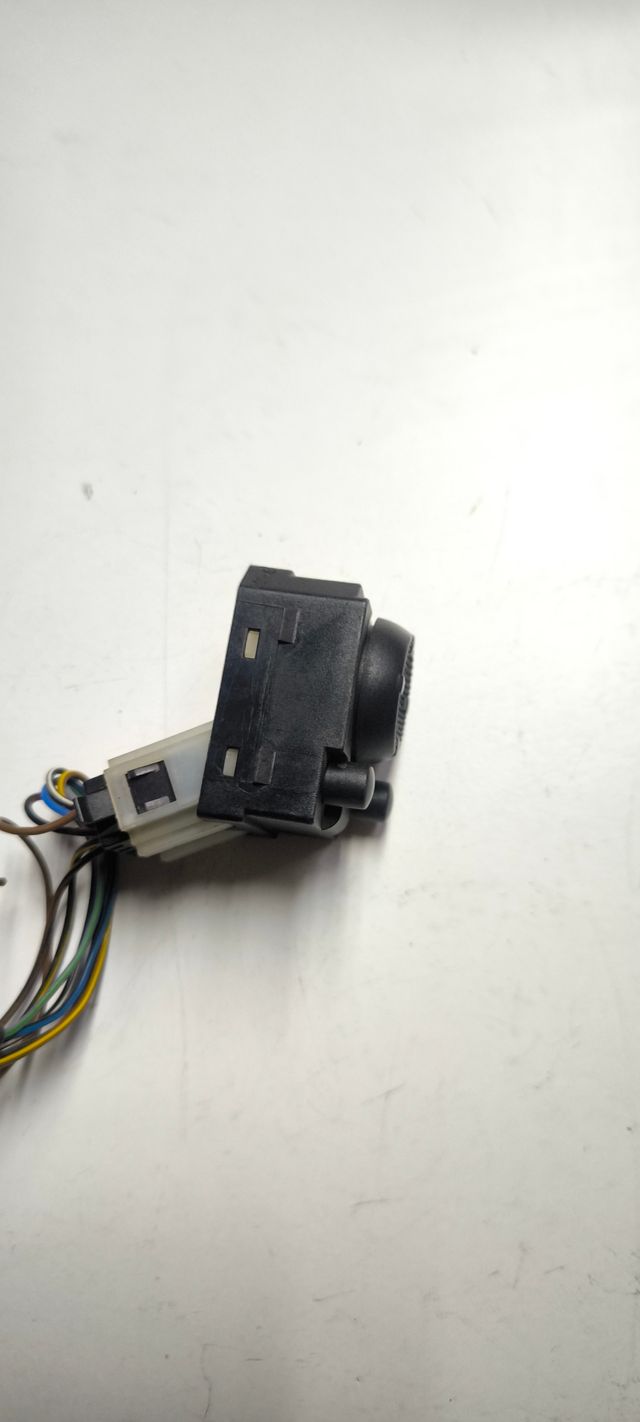 Mando Regulador espejos VW Golf 3