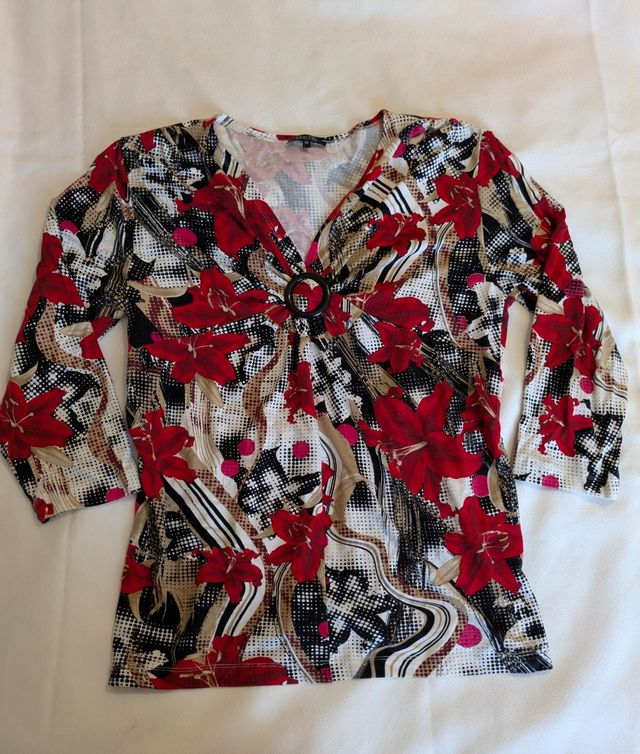 Maglia BARISAI fiori rosso taglia 42