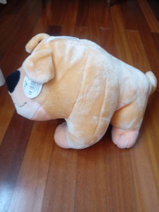 Peluche Perro - 27 alto x40 cm largo