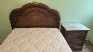 CAMA SOMIER MÁS COLCHON 1'05 X1'80 Y MESILLA