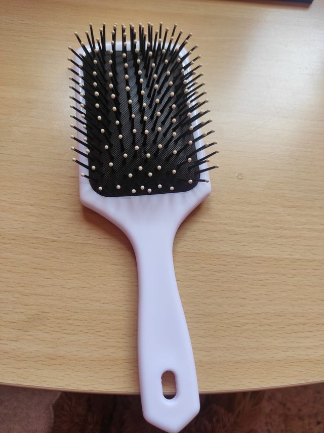 2 Cepillos pelo: rosa y blanco