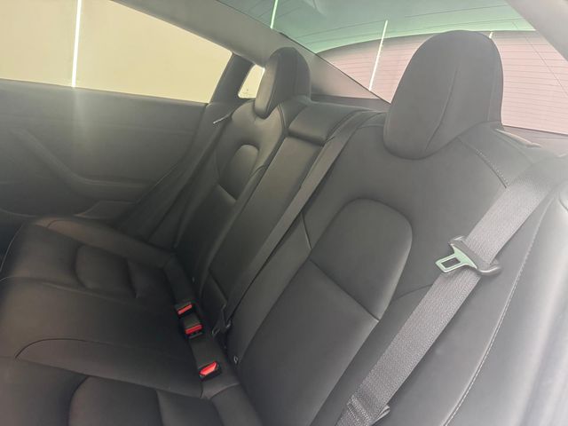 Tesla Model 3 Gran Autonomía AWD