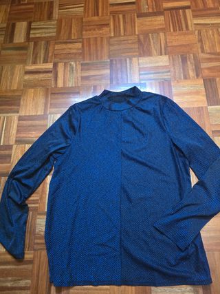 Top fiesta negro c/purpurina azul