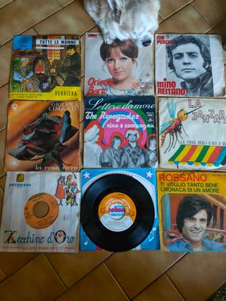 9 dischi 45 giri anni '60/'70