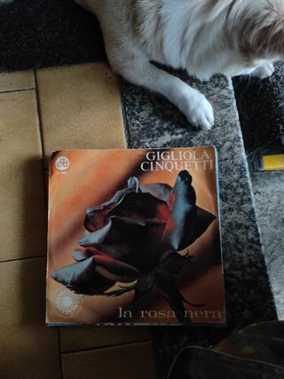 9 dischi 45 giri anni '60/'70