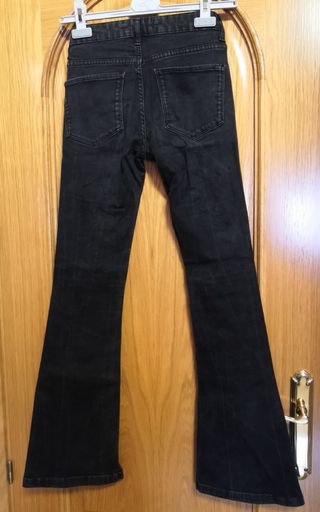 Vaqueros campana Zara negros