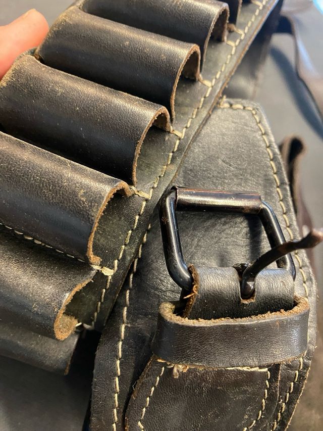 Cintura portacartucce pelle e cinghia  