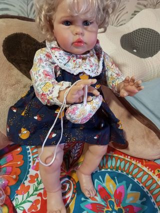 Muñeca Reborn bebé todller como dos años estrenar