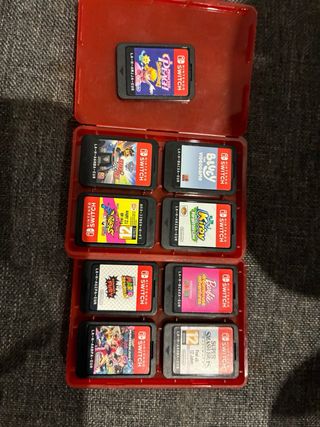 Nintendo Switch OLED - Blanca y Negra