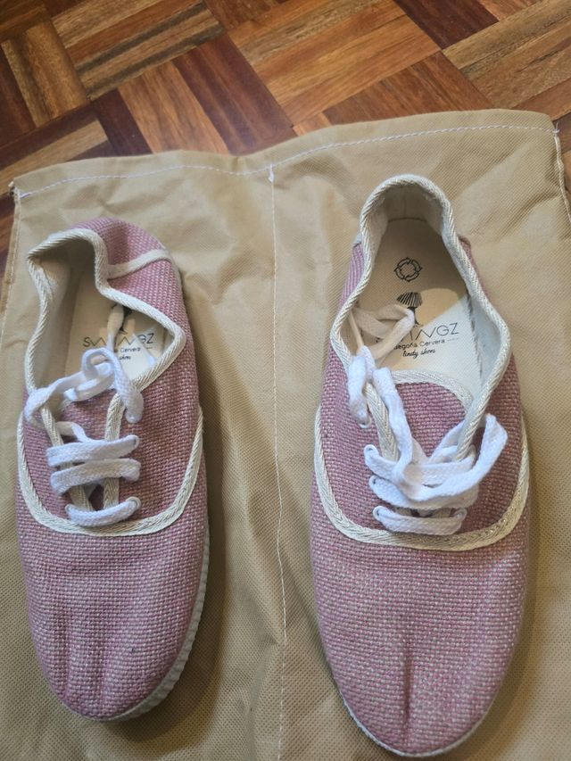 Zapatillas para salón swing con suela de serraje