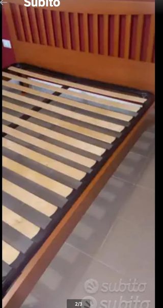 Letto in legno marrone 190x160